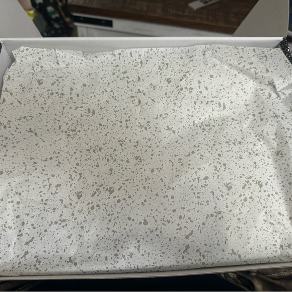 Men’s Air Jordan 6 Retro “Reverse Oreo” NIB - Picture 5 of 10